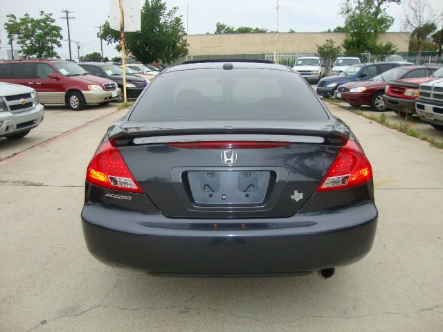 Honda Accord 2006 photo 16
