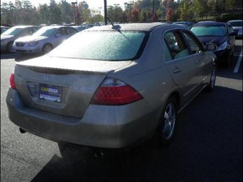 Honda Accord 2006 photo 2