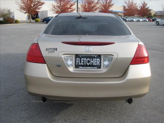 Honda Accord 2006 photo 4