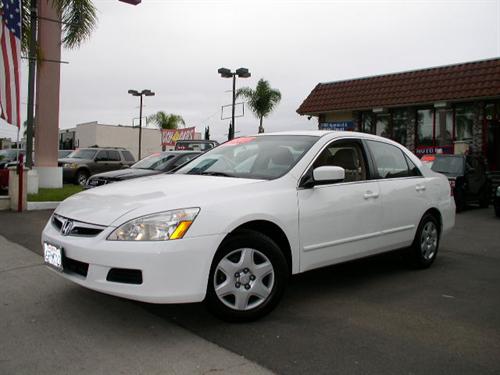 Honda Accord 2006 photo 1