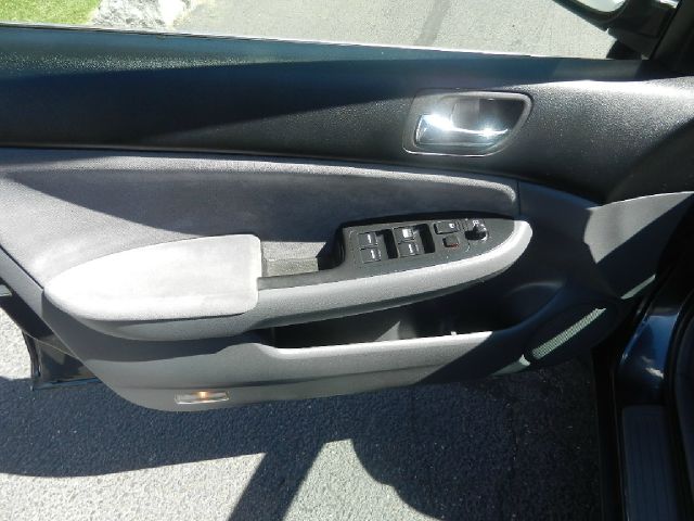 Honda Accord 2006 photo 13