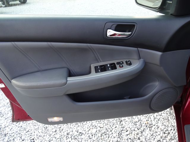 Honda Accord 2006 photo 3