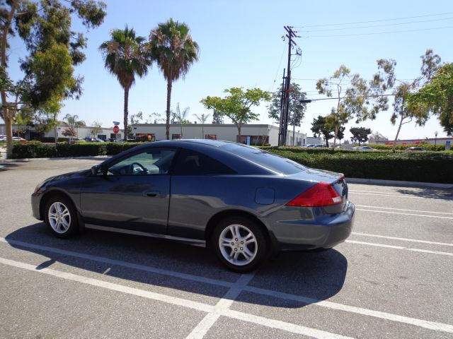 Honda Accord 2006 photo 2