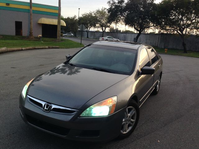 Honda Accord 2006 photo 4