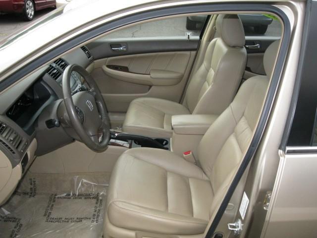 Honda Accord 2006 photo 4