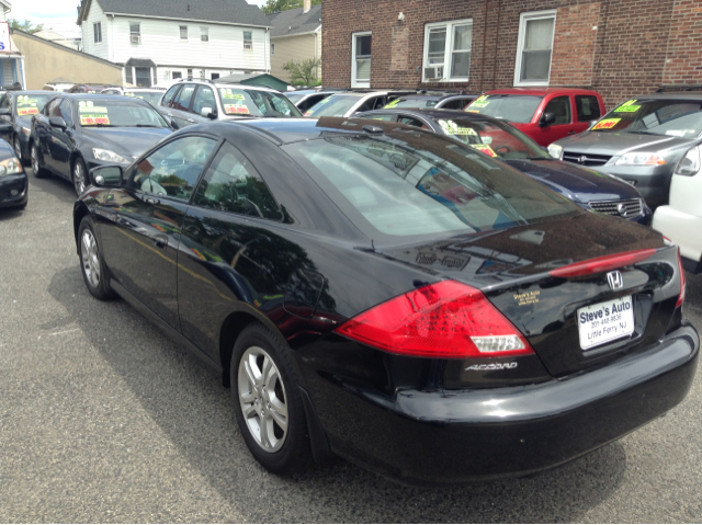 Honda Accord 2006 photo 1