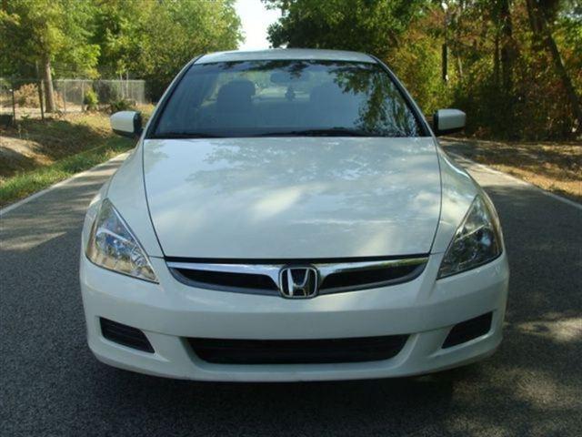 Honda Accord 2006 photo 3