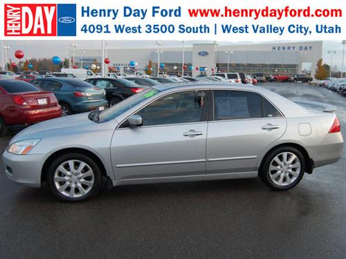 Honda Accord 2006 photo 2