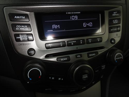 Honda Accord 2006 photo 2