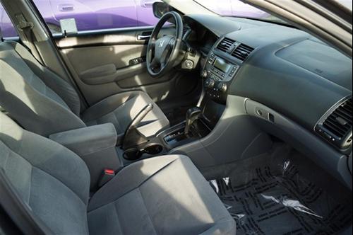Honda Accord 2006 photo 2