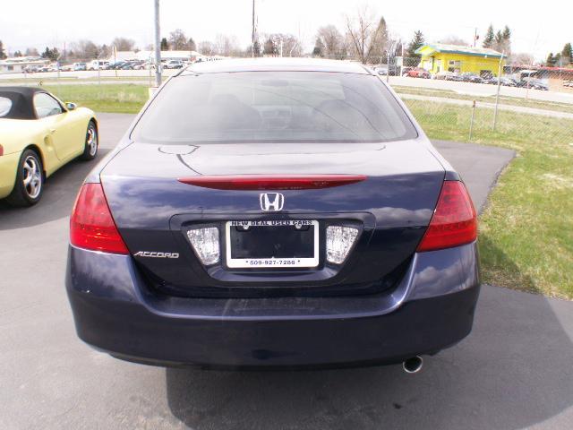 Honda Accord 2006 photo 1