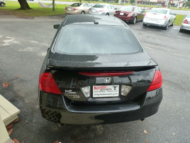 Honda Accord 2006 photo 2