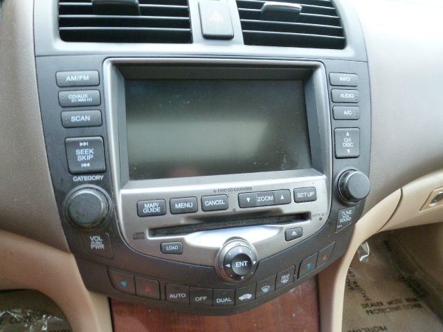 Honda Accord 2006 photo 23