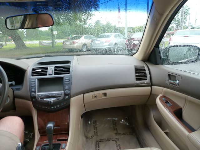 Honda Accord 2006 photo 8