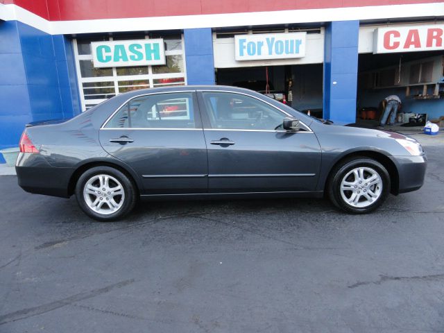 Honda Accord 2006 photo 1