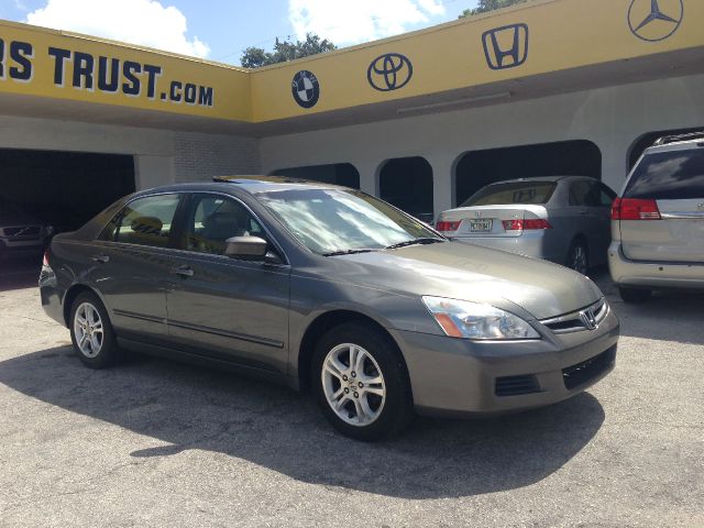 Honda Accord 2006 photo 2