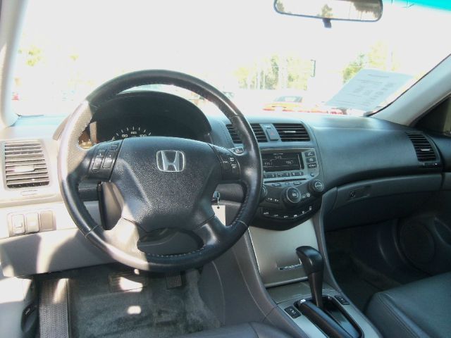 Honda Accord 2006 photo 9