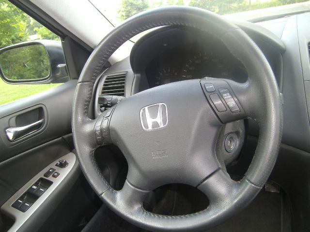 Honda Accord 2006 photo 4