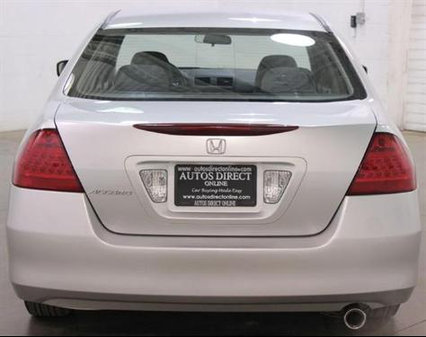 Honda Accord 2006 photo 1