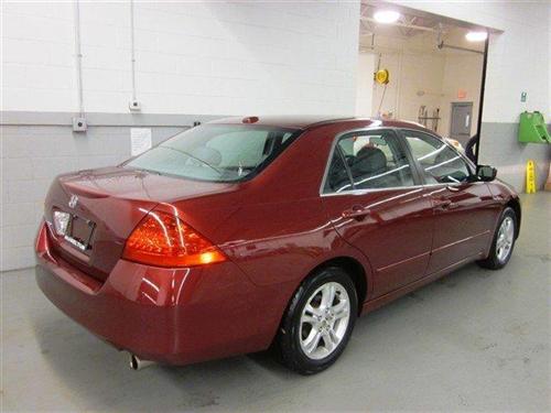 Honda Accord 2006 photo 2