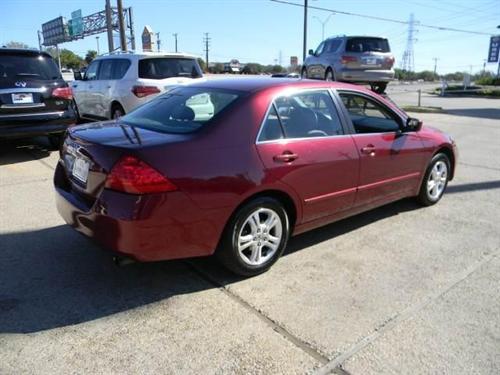 Honda Accord 2006 photo 2