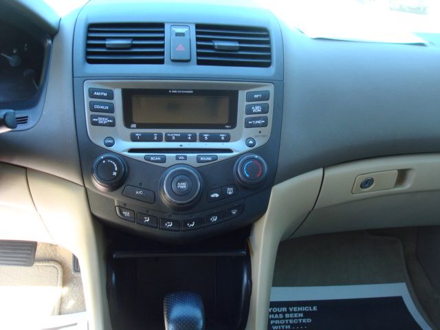 Honda Accord 2006 photo 10