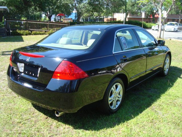 Honda Accord 2006 photo 6