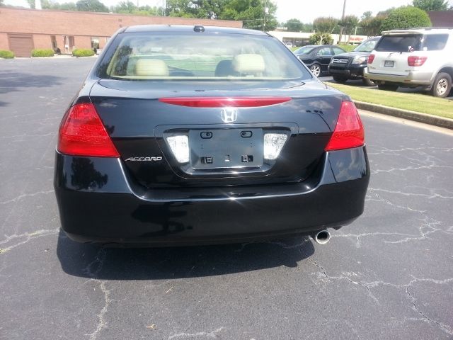 Honda Accord 2006 photo 22