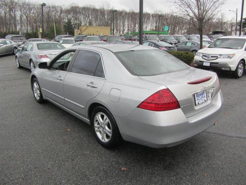 Honda Accord 2006 photo 1