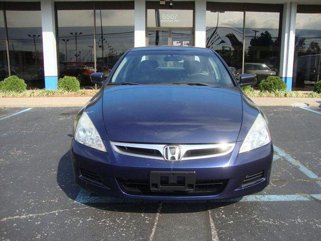 Honda Accord 2006 photo 1