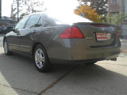 Honda Accord 2006 photo 3