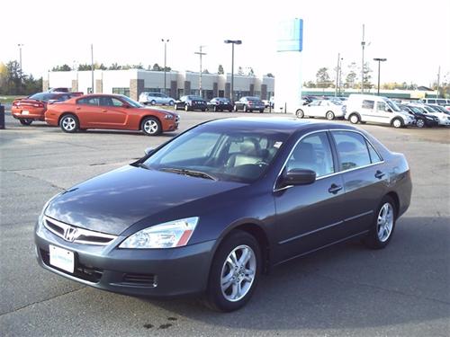 Honda Accord 2006 photo 2