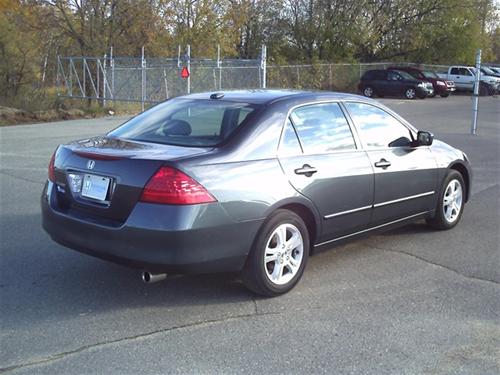 Honda Accord 2006 photo 4