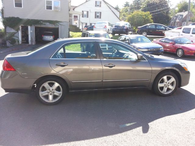 Honda Accord 2006 photo 1