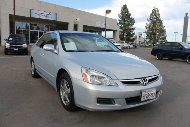 Honda Accord 2006 photo 1
