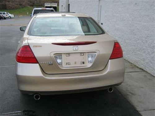 Honda Accord 2006 photo 4
