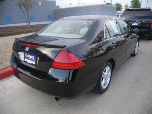 Honda Accord 2006 photo 4