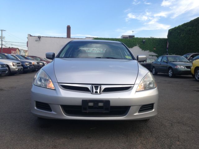 Honda Accord 2006 photo 4