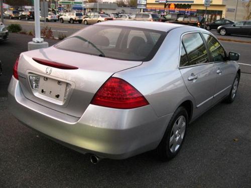 Honda Accord 2006 photo 3