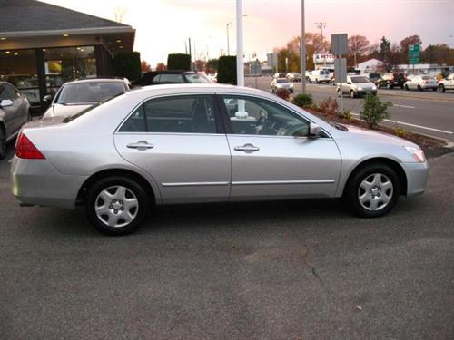 Honda Accord 2006 photo 4