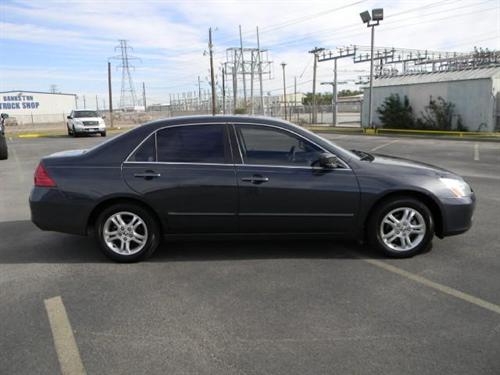 Honda Accord 2006 photo 1