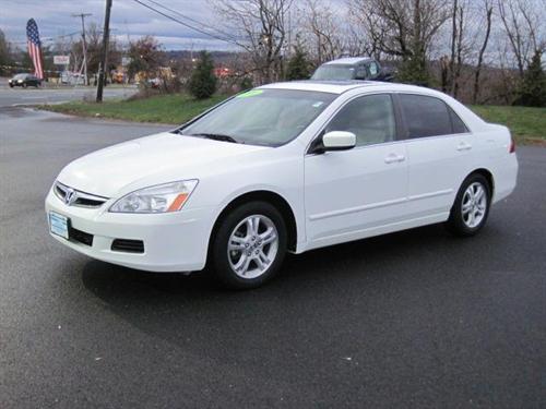Honda Accord 2006 photo 2