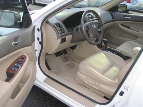 Honda Accord 2006 photo 4
