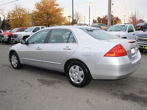 Honda Accord 2006 photo 2