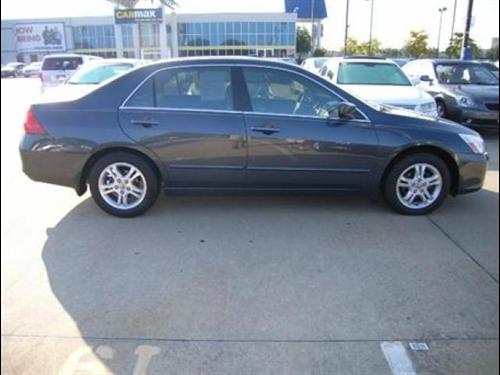 Honda Accord 2006 photo 2