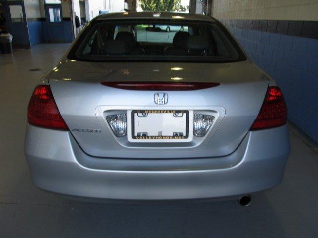 Honda Accord 2006 photo 2