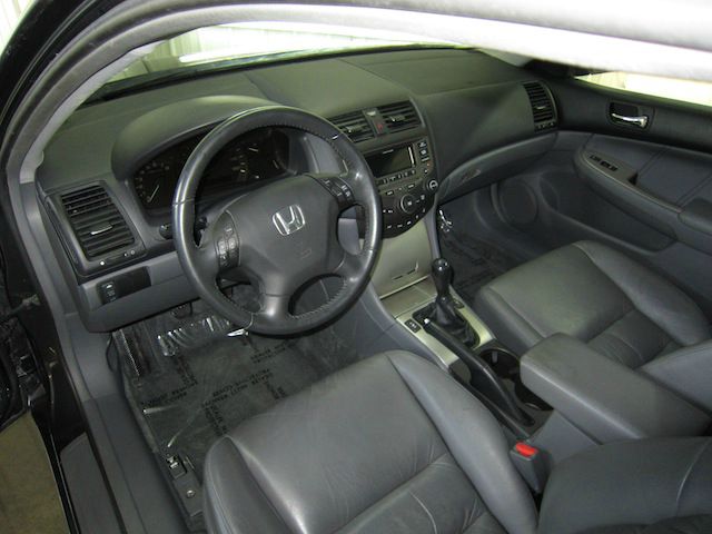 Honda Accord 2006 photo 2