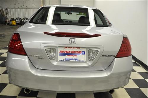 Honda Accord 2006 photo 1