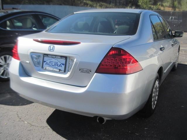 Honda Accord 2006 photo 3