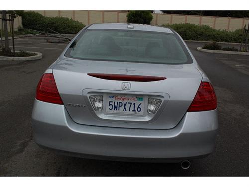 Honda Accord 2006 photo 4